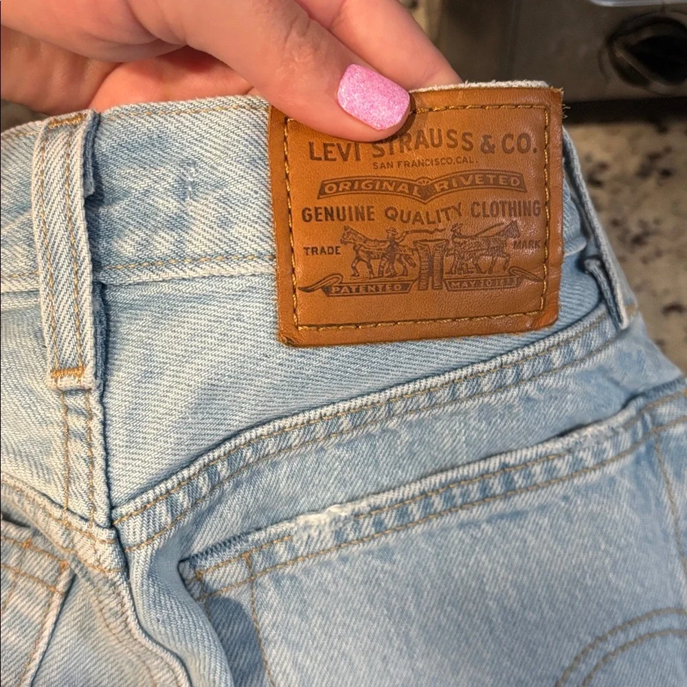 Levis Sz 23 Wedgie Shorts Light Denim Jeans Summer Button Fly - Picture 6 of 10